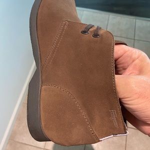 Barely used. Rich dark chocolate suede. Size 7.5